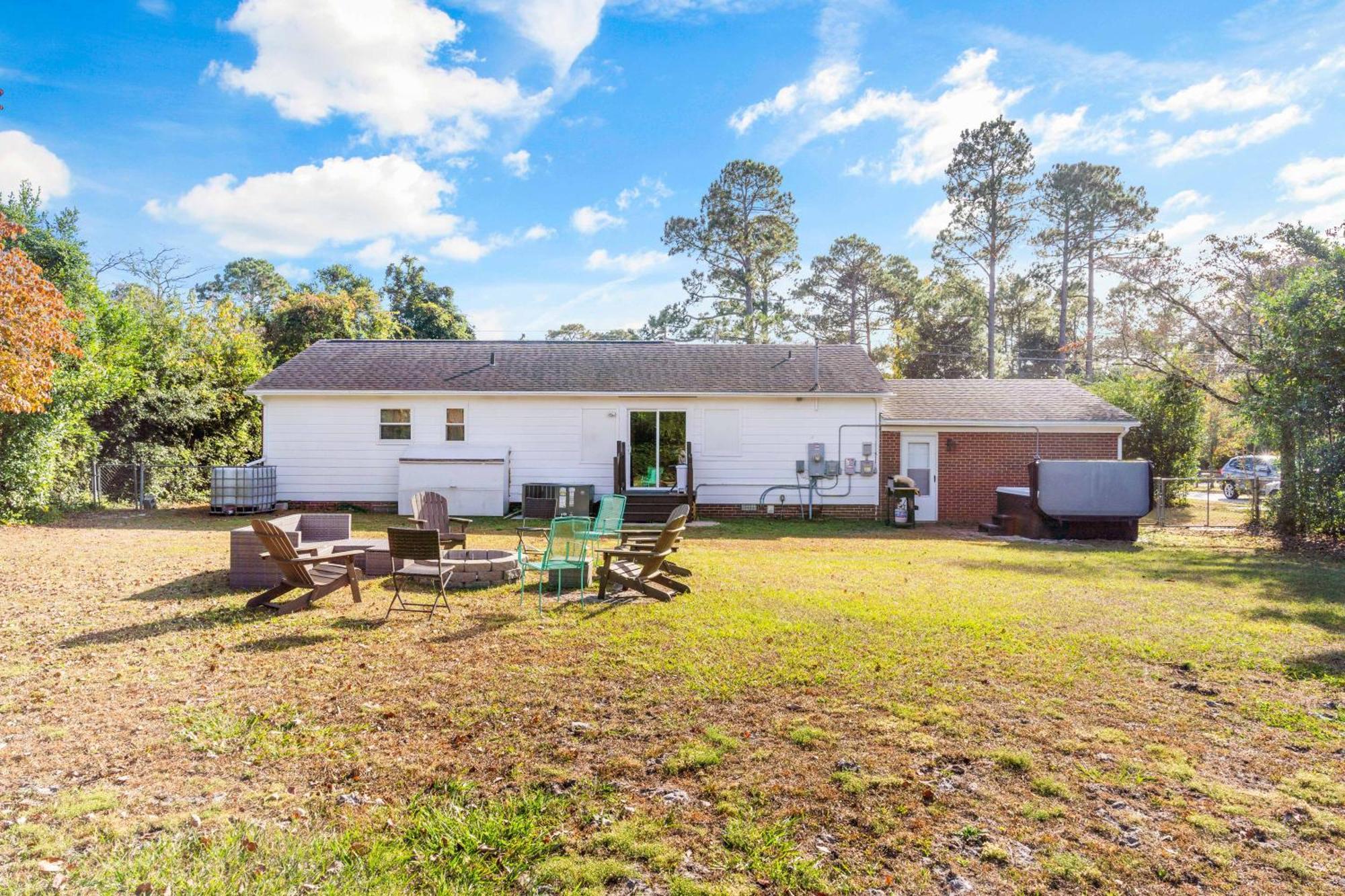 Chill Retreat, Hot Tub, Large Private Yard Wilmington Exterior foto