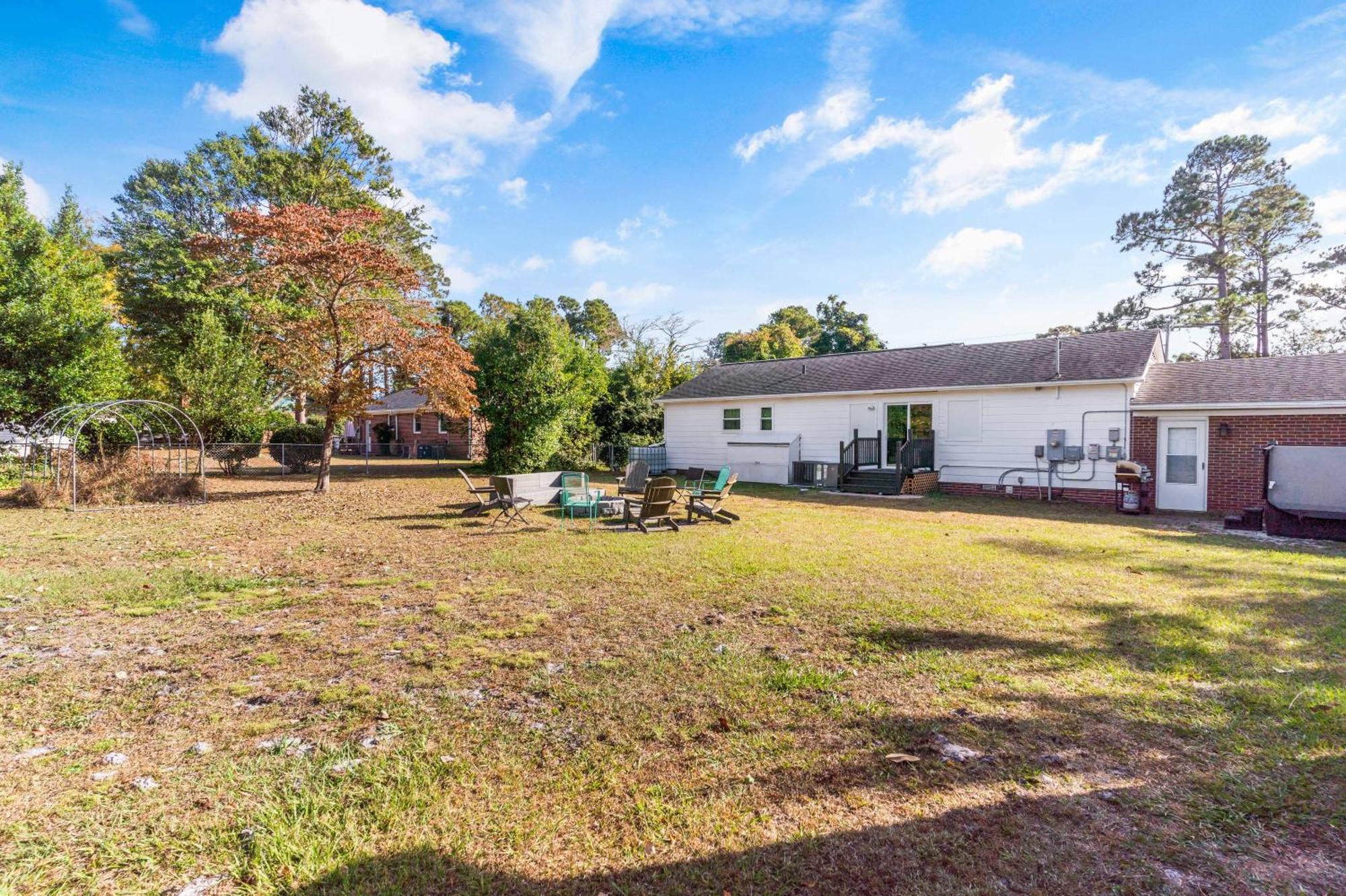 Chill Retreat, Hot Tub, Large Private Yard Wilmington Exterior foto